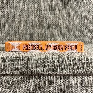 Benefit Precisely My Brow pencil